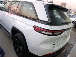 جیپ گراند شیرۆکی